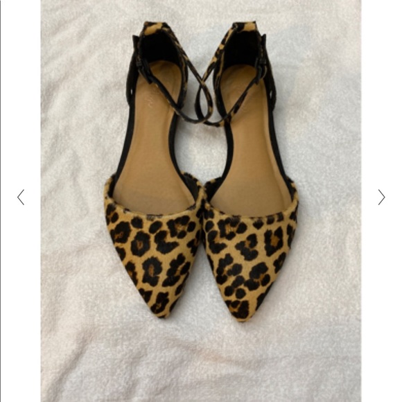 Crown Vintage Shoes - Vintage leopard print flats.